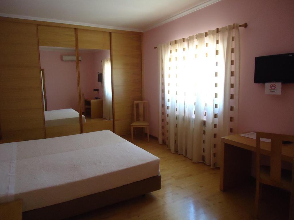 Hotel Encostas De Nantes Шавиш Номер фото